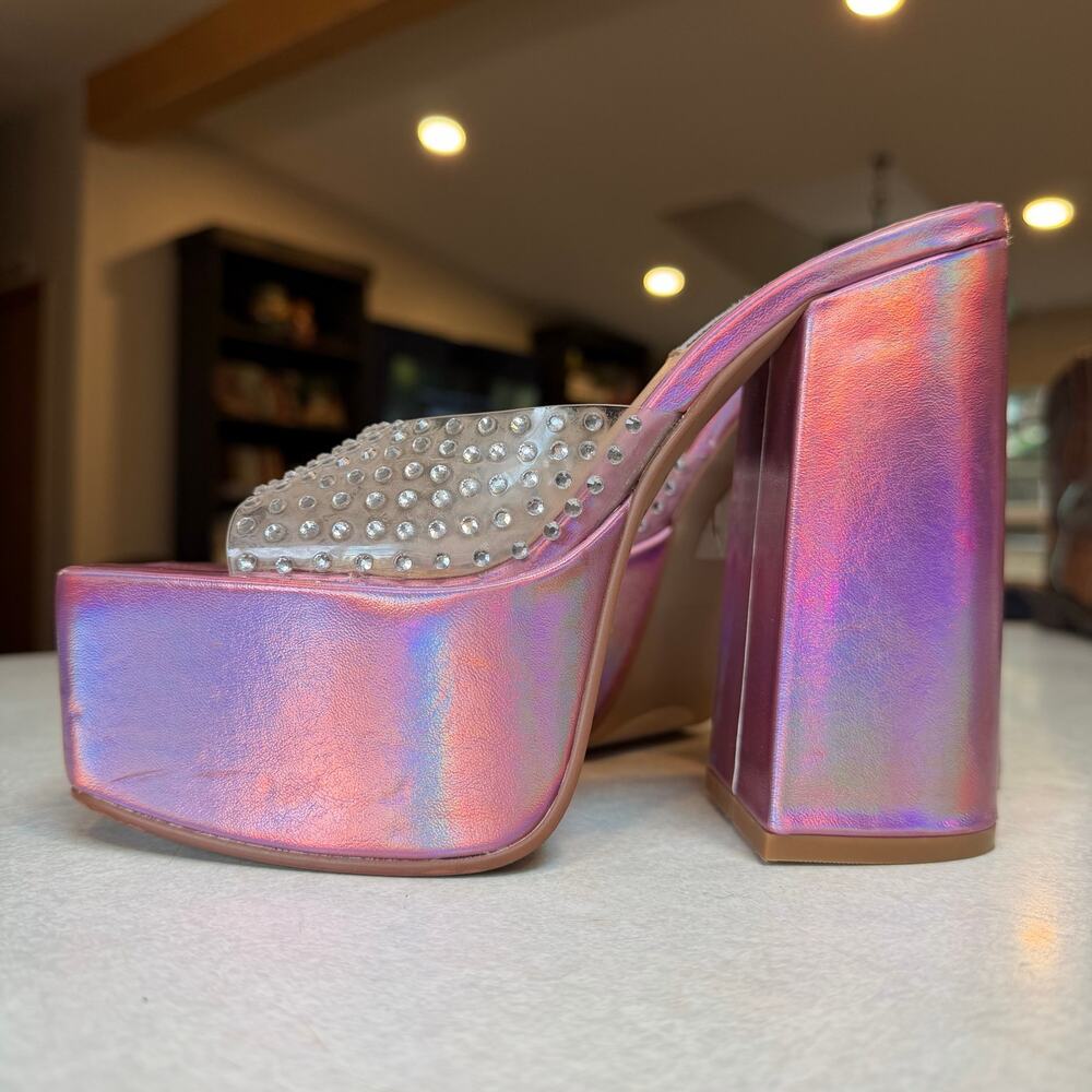 Steve Madden Ruby Platform Iridescent Heels size 6.5